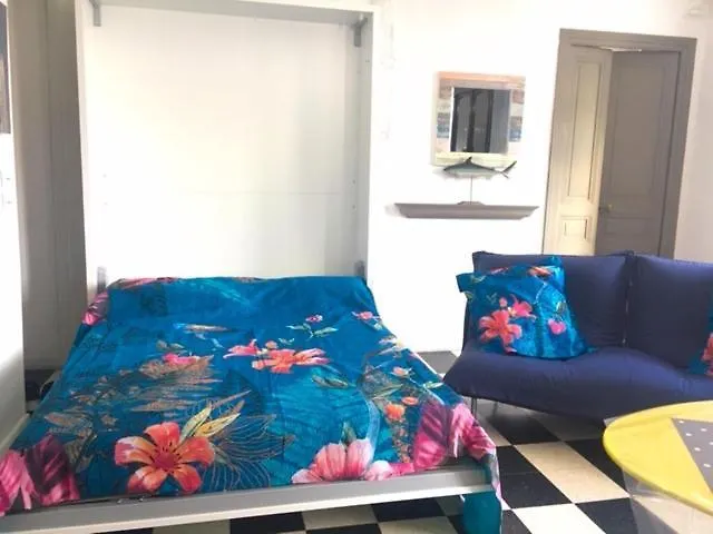 Maison Julien 3 멍똥 아파트